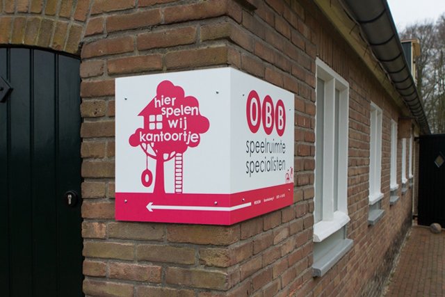 PrestigeXLprint's tweet photo. Creatieve oplossing voor een #creatieve klant, @OBBIngenieurs bestelde via https://t.co/eAVgOCaSOp een #gefreesd en #gebogen #hoekpaneel https://t.co/OVB4FlcZnZ