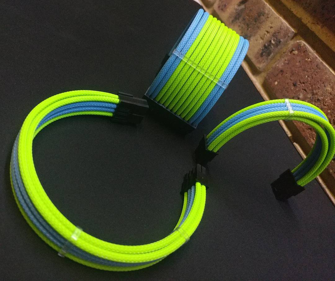 wipoid's tweet photo. Customiza el color de tus cables gracias a nuestro Diseñador de cableado: https://t.co/fJCHfeAbNq #BHCustoms #sleeving https://t.co/UTWsehIl1i