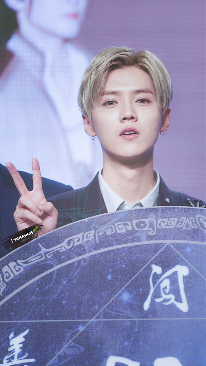 170414 
Fighter Of The Destiny Press ✌🏻✌🏻

#LuHan #鹿晗 #루한 
#LuHanFighterOfTheDestiny