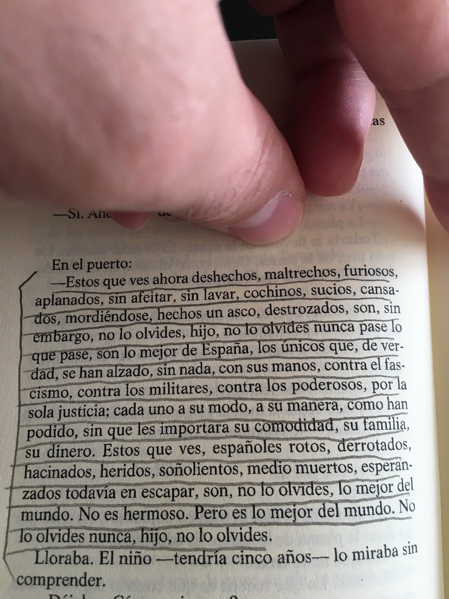 gabrielrufian's tweet photo. Recordamos el país que nos robaron. Recordamos quienes fuimos. Recordamos quienes seremos. #14abril #República #RepúblicaCatalana https://t.co/rvfWK5IHr7