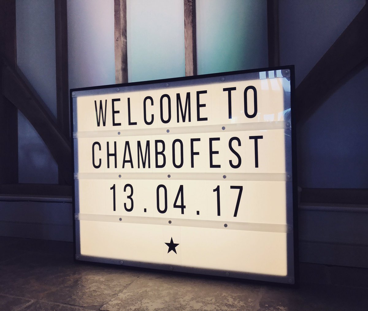 Well this looked like an amazing day at <a href="/BrookfieldBarn/">Brookfield Barn</a> yesterday! Our Giant Lightbox is so popular at the moment!