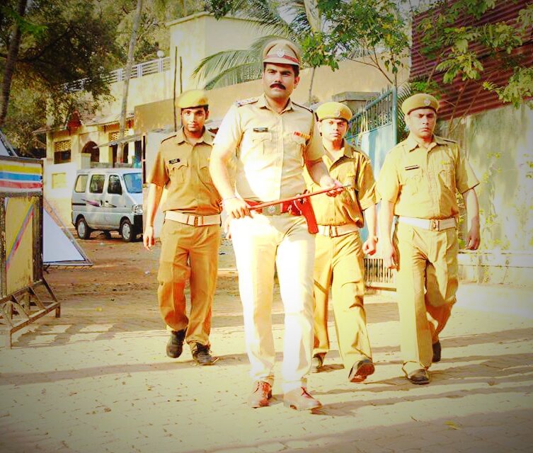 Sandeep_bhojak1's tweet photo. Upcoming movie " Bechen " in Dabang inspector character ..#Dabangg #bechen #movie #Character #inspector #rajasthanpolice https://t.co/23ITQrDVM0