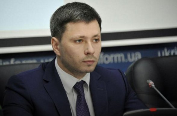 Про перспективи електронних аукціонів розповідає голова аукціонного комітету Держгеонадр – Дмитро Абрамович
goo.gl/HL7fbw
#geogov