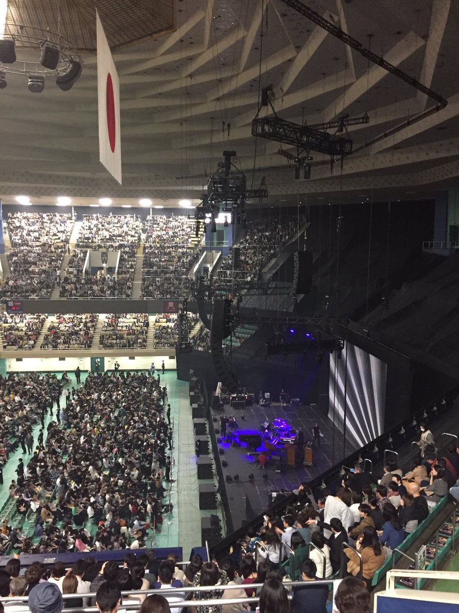 jun_official's tweet photo. ノラ・ジョーンズ武道館ライブ2日目!
今夜も楽しみでテンションあげあげ。
#norahjones #ノラジョーンズ #FirstSessions #daybreaks https://t.co/5pFut2XUwb