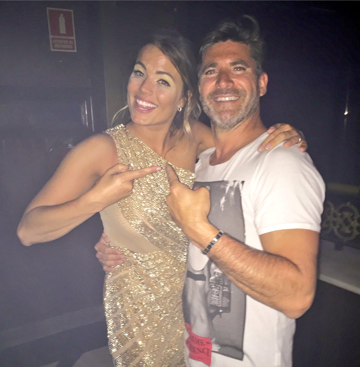 TSanchisG's tweet image. #EsparToños con la Gran ganadora de Gran Hermano Vip5 @AlyEckmann muchas Felicidades #Final2GHVIP5 #GHVIP5 #Ganadora #RockAndRoll #Besos