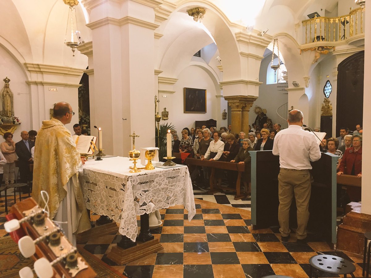 jmvcabra's tweet photo. En @jmvcabra celebramos juntos el Triduo Pascual. Únete a nosotros, algo nuevo nos viene. Estamos a la espera. https://t.co/tCyyMmNd8v