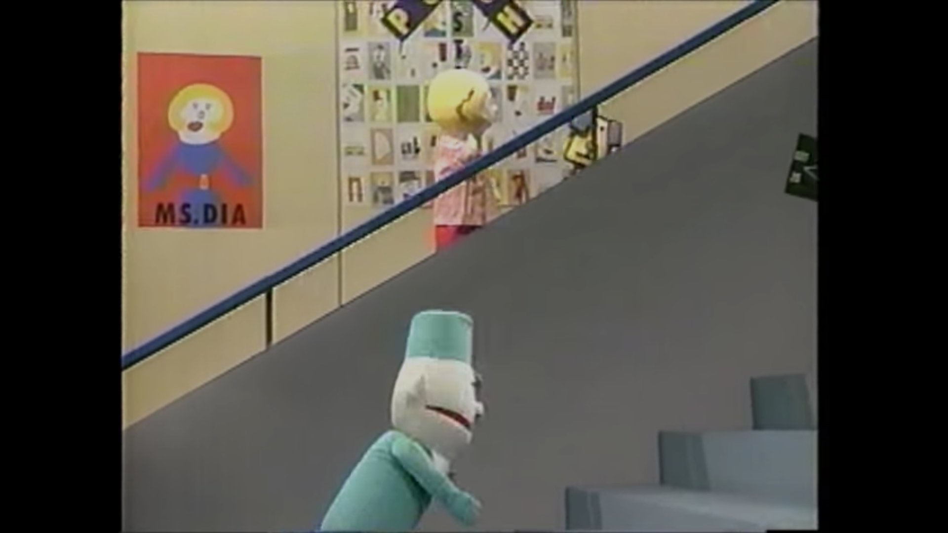 施分 せぶん ハッチポッチステーション パペットバラエティ枠における クインテットの前身の番組 記憶の片隅にあるかないかの方がほとんどじゃないかな 笑 ぼくもほとんど忘れてて最初の階段上がってるところとかサークルゲームとかグッチ裕三の替え歌