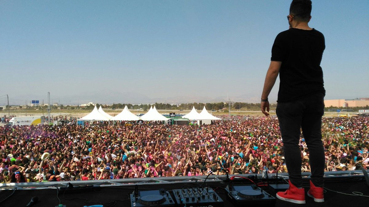 Alex Selas tweet media