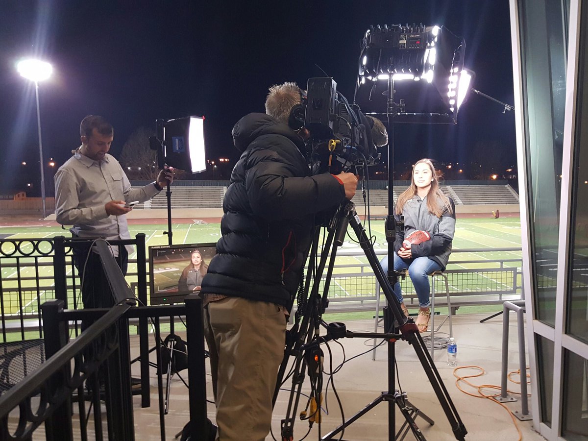 carpioe30's tweet photo. Up early for @GMA interview with new @ASUGrizzlies @BeccaLongo! #grizzlyproud #adamsstate #breakingbarriers https://t.co/btjarxUSln