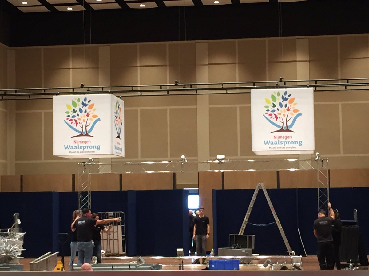 Waalsprong tweet media