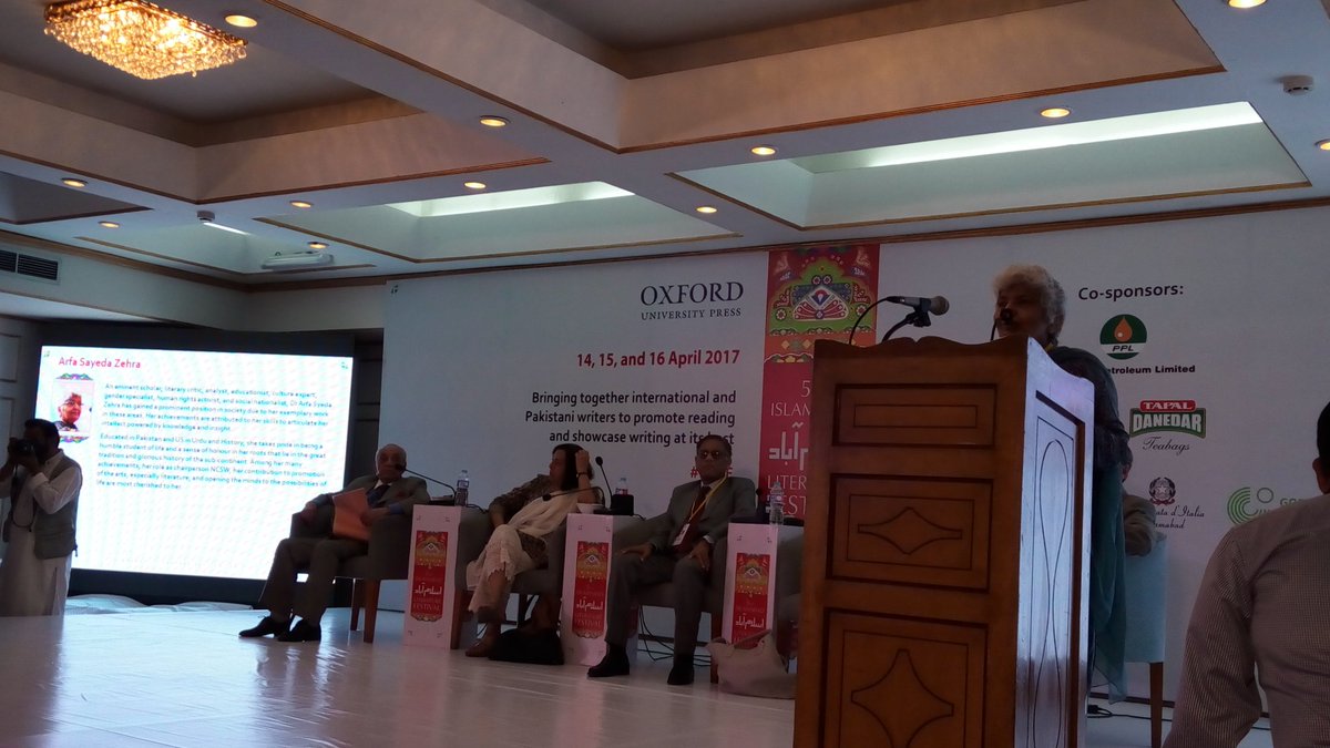 filmyjoyo's tweet photo. What an amazing lady she is! #IsbLF #ArfaSayeda https://t.co/YWwf5kwzGF