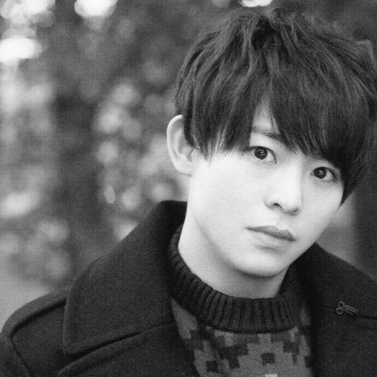 すのーべりー いわゆる禁断の恋ってやつで昼間に会うなんてとんでもないんだけど 女のコに会いたくて切羽詰まった有岡先生からの連絡受けて飛んでくと わりぃ 我慢できなくて って バツの悪そうな顔された後に 明日休みだよね と確認されてそのまま