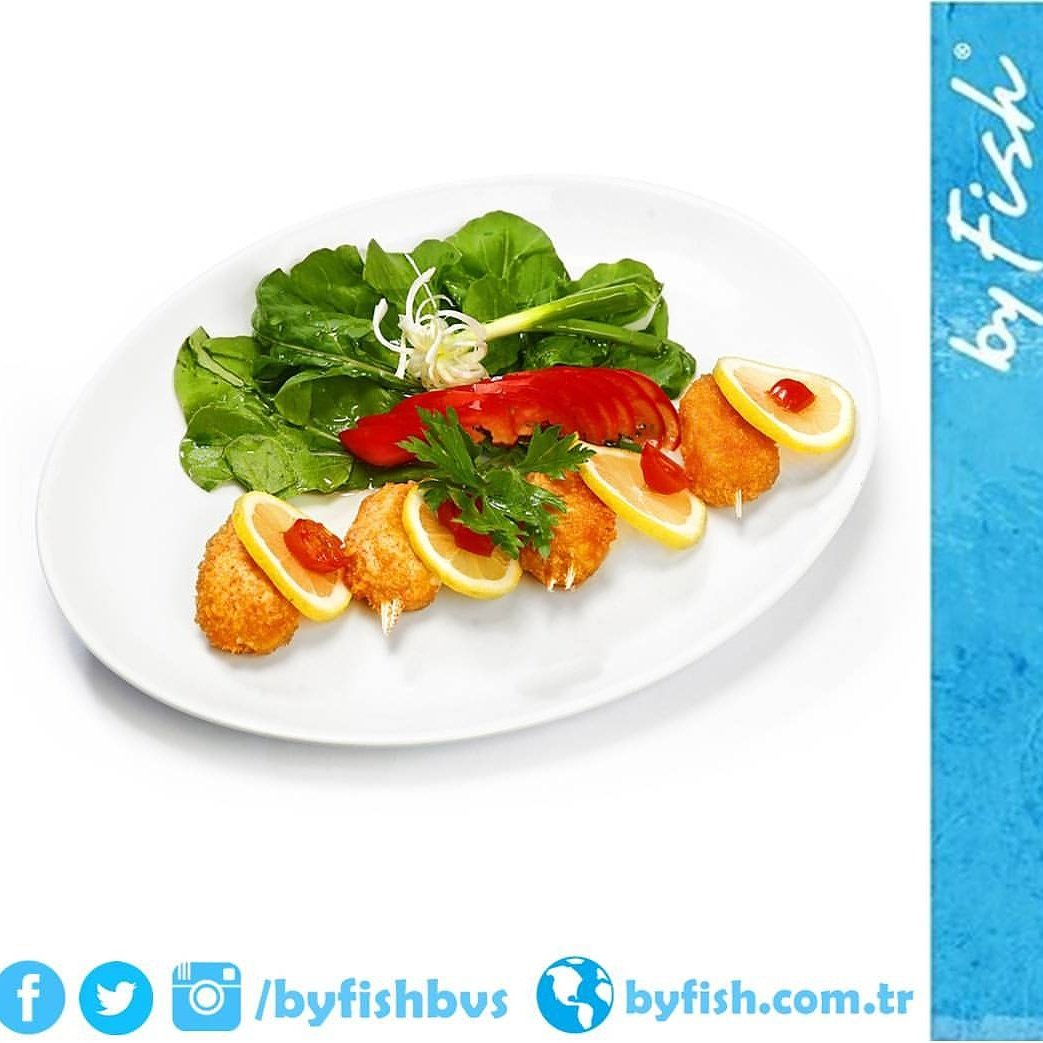 En taze ve ekonomik balığın adresi By Fish, zengin menüsünde yer alan eşsiz lezzet alternatifleri ile,Cevahir Avm 6. katta sizleri bekliyor.