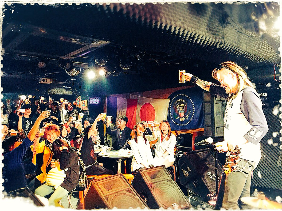 Chirolyn 今宵の俺のライブ 札幌hot Time なんまら楽しかー 札幌は毎度クソ楽しぃ アクト お客さん皆んな最高 ありがとぅ そして明日からロック形態２デイズ 札幌crazy Monkey ２日間 当日券出るから待ってるぜ 詳細 T Co