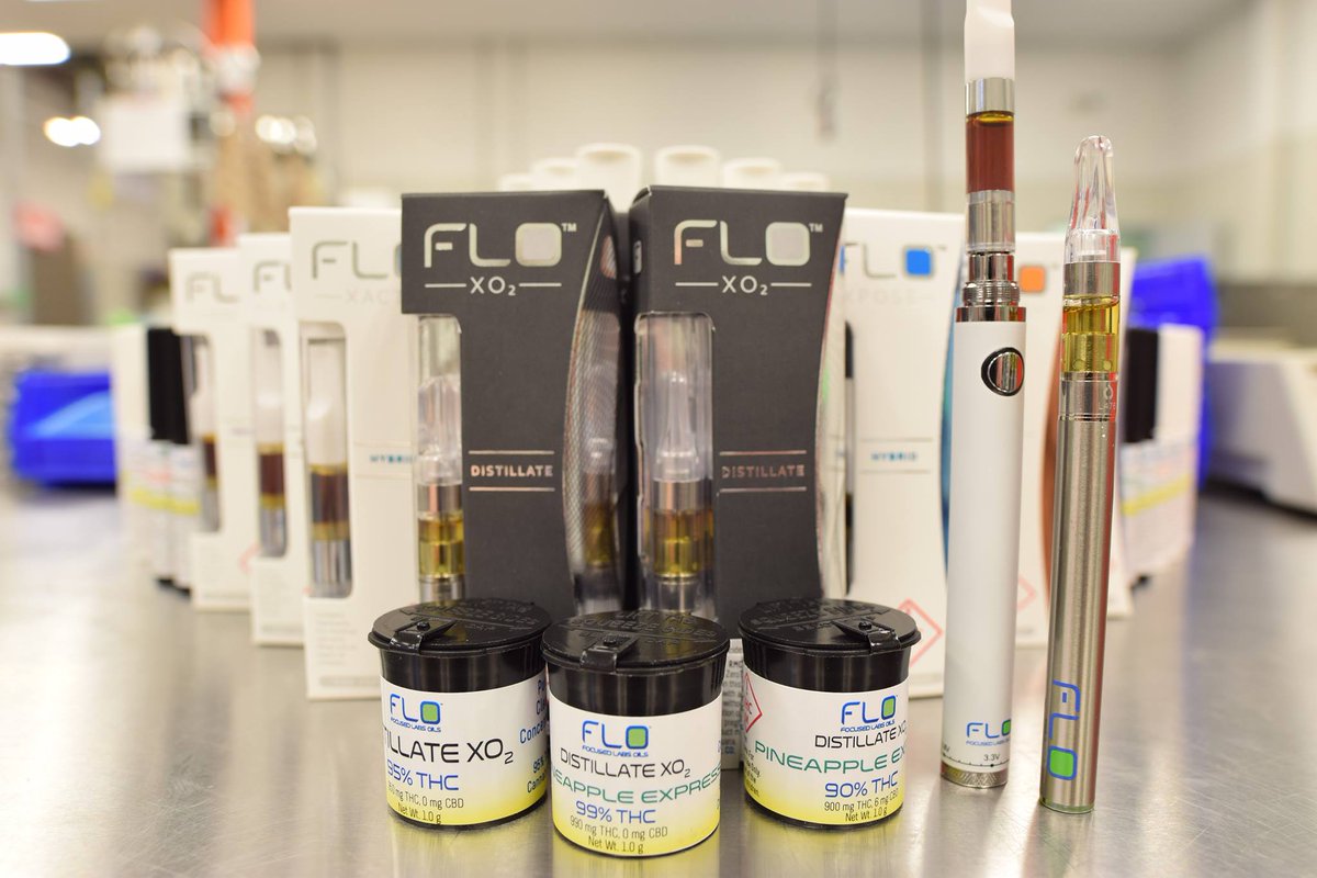 lyonsfinest's tweet image. Today from 3-5pm - In-store specials and giveaways from @FocusedLabsOils @FLO_Denver Stop by and check it out!