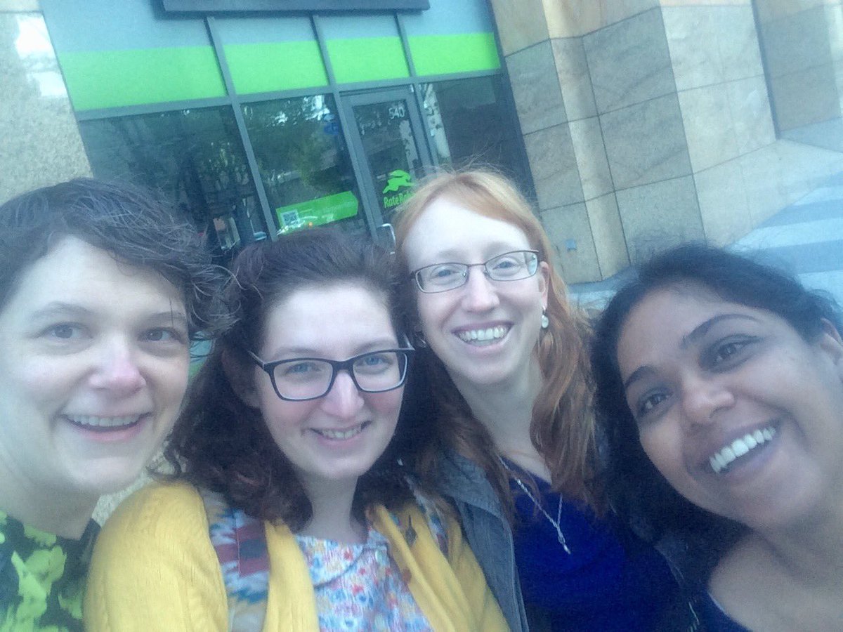 prof_romance's tweet image. How we prep for a #pcaaca17 day #pcaromance