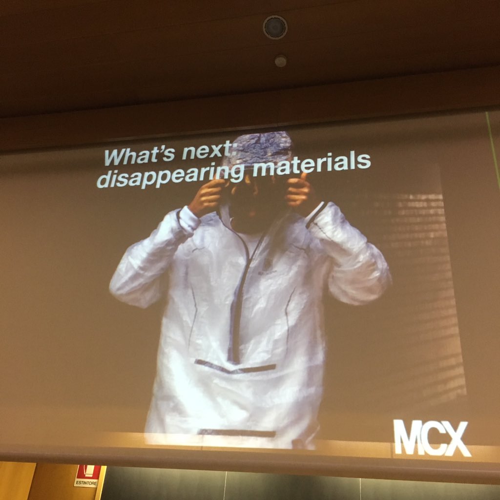 LFValentine's tweet photo. There's a difference in materials in & for the circular economy #EAD12 & again for circular manufacturing & strategies #AnnaPellizzari https://t.co/b8T6DAiHbN