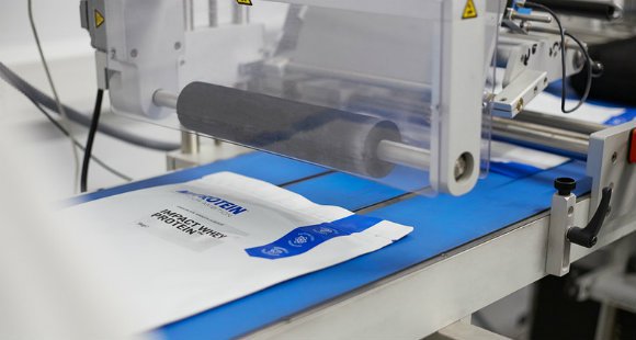 Myprotein's tweet photo. Due to the severity of a recent accusation, we feel compelled to set the record straight &amp; stand against ‘Fake News’ https://t.co/L5rIpVD7Ep https://t.co/kdNWPYgNaj