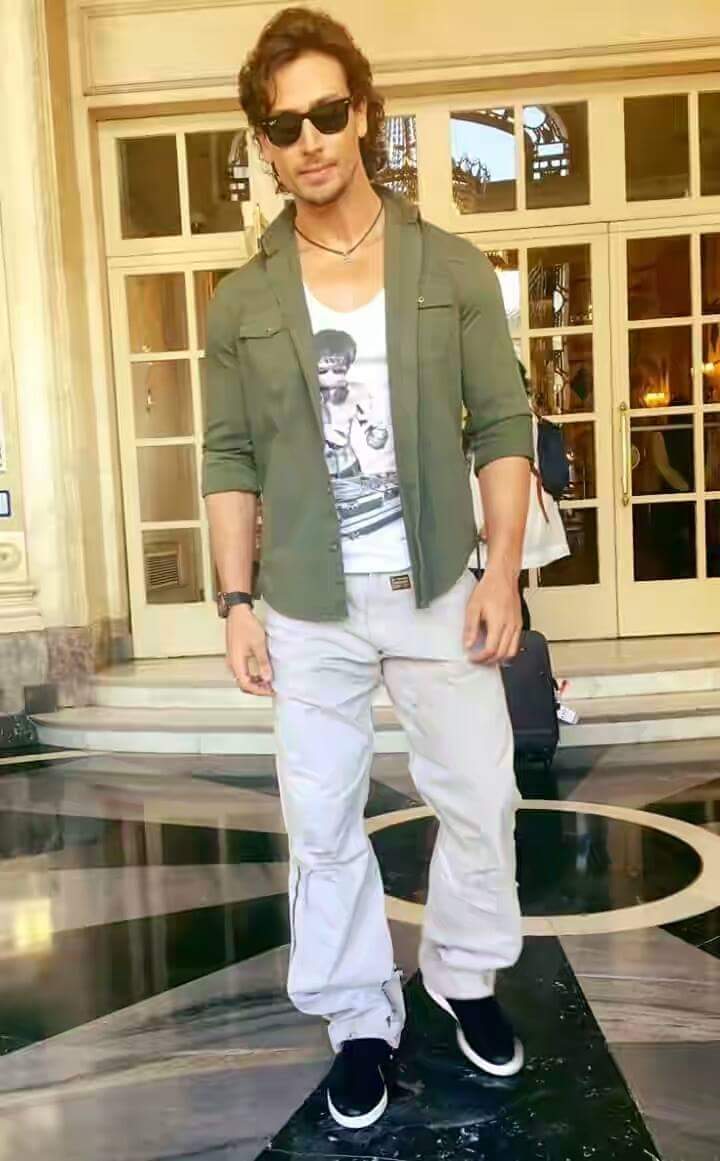 mansurhasmi's tweet photo. Hay friend hab u https://t.co/Ad36YPl8yN