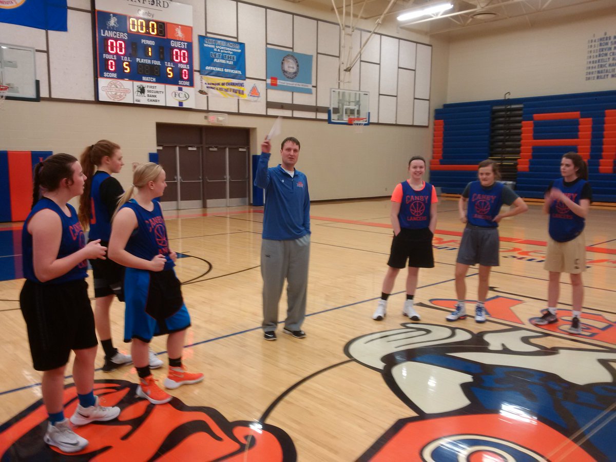 GCSportsHoops's tweet photo. "Chemistry is a valuable tool in trying to help make his team successful." https://t.co/9UUGmCNYbM https://t.co/NqwoAntc6x