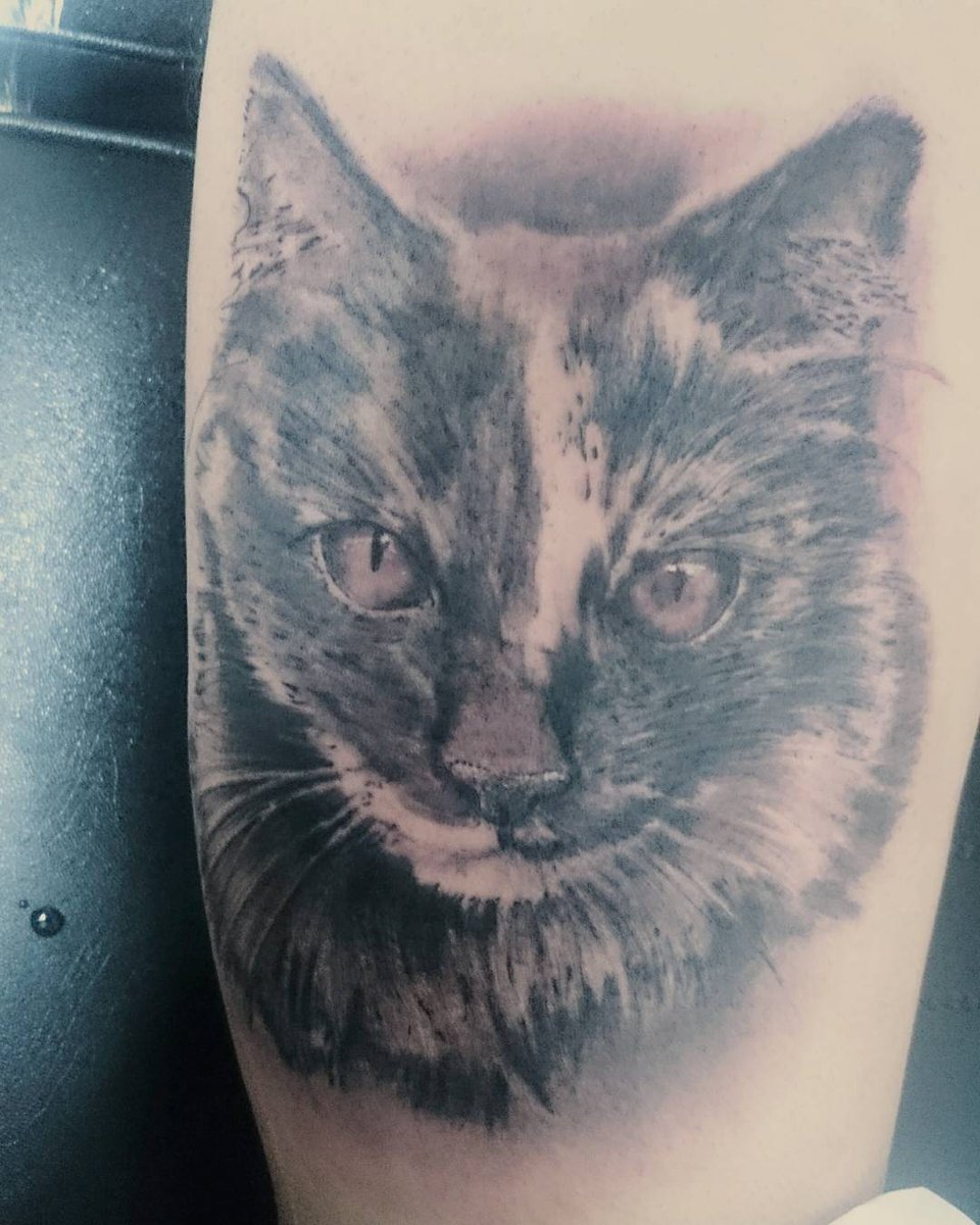 OscaremInk's tweet photo. Tatuaje en proceso #oscarem_ink https://t.co/KvGzSha0pR