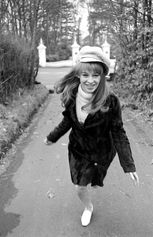 Happy birthday to Julie Christie. Photo from 1966. 