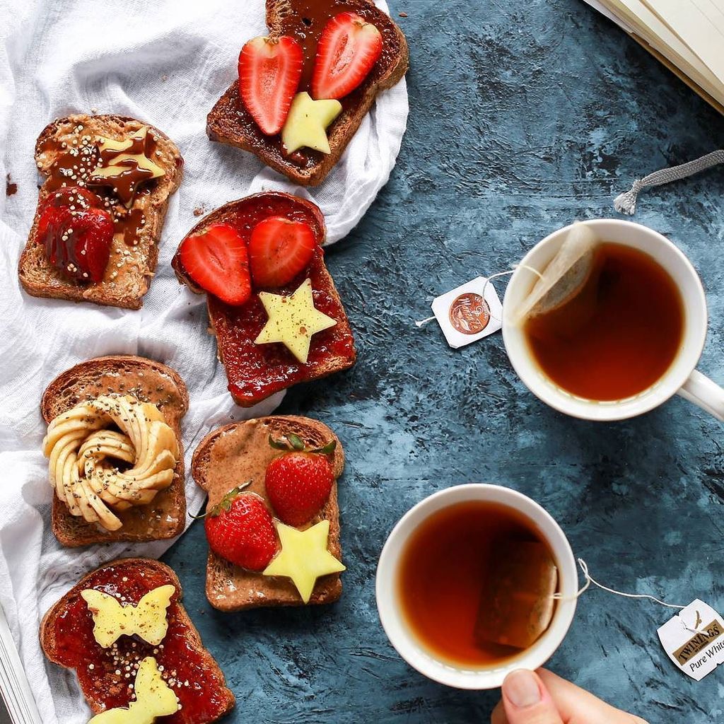 TeaIntention's tweet image. Tea parties are the best. Tag 3 friends you want to party with this weekend!... ift.tt/2phuPCi