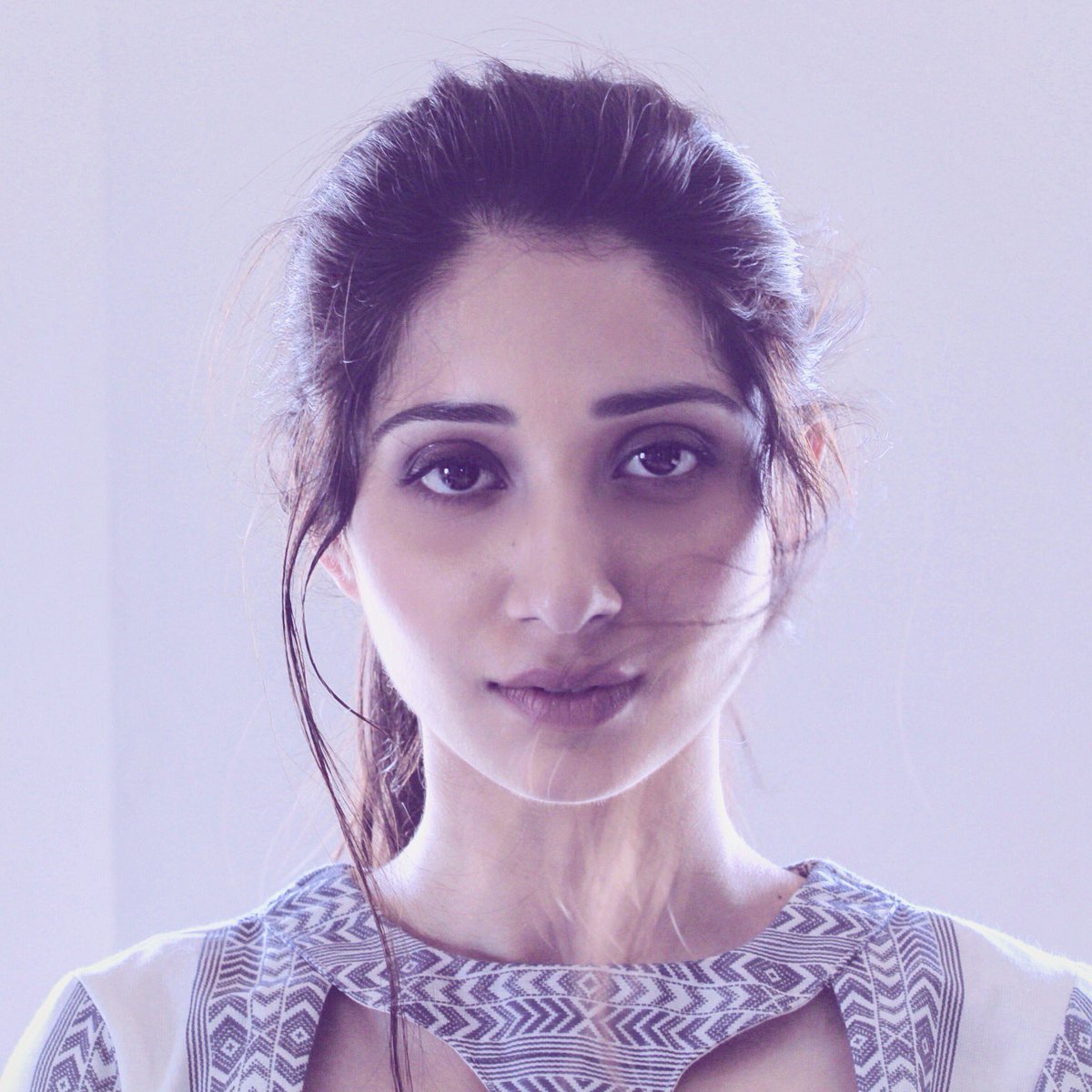 VrushyyMehta's tweet photo. When winds of change try and sway you , you stand your ground !
Strong and unflinching . https://t.co/DpEOllAvr0