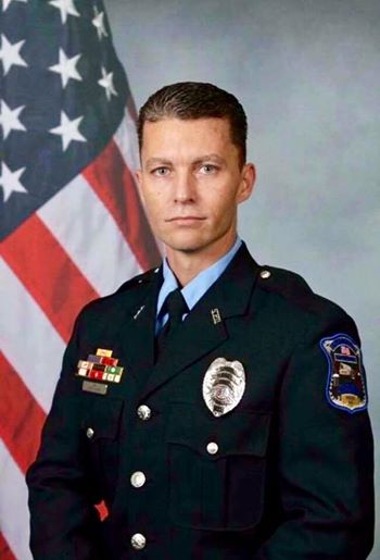 privateofficer's tweet photo. Spartanburg police officer dies in crash https://t.co/MUfhwFIxr9 https://t.co/Vs9nklVIsV