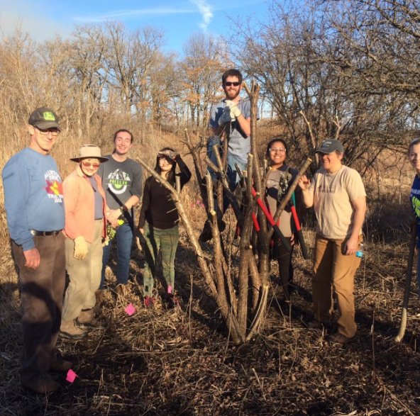 NatHonorSociety's tweet image. Congrats to March&apos;s #MakingGlobalChange winner, Johnsburg NHS. We ❤️ your senior citizen prom, #MemoryProject work &amp;amp; prairie restoration.