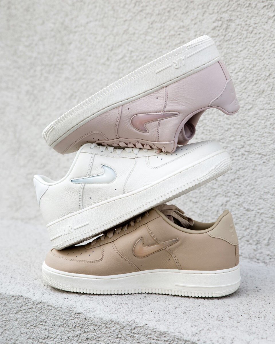 TheHushLife's tweet photo. Nike Lab Air Force 1 Retro PRM "Jewel" pack https://t.co/uXeib4EukB