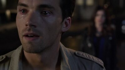 queen_lucyhale's tweet image. Missing Ezra.😭😭. #PLL #ianharding #ashbenzo