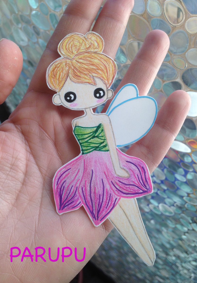 pa_ru_pu's tweet photo. Estamos preparándo los talleres para el Avalon summer faerie fest...
#parupu #taller #diy #fairy #market #madrid https://t.co/Z3VzYgSb4L