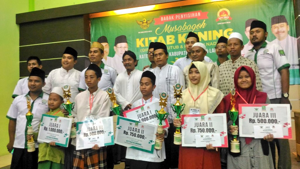 Pengurus @DPCPKBGresik foto brsm <a href="/gardabangsagrsk/">Garda Bangsa gresik</a> , Juri &amp; Pemenang #MusabaqohKitabKuning #MKK2017Gresik <a href="/dpwpkbjatim/">DPW PKB JAWA TIMUR</a> <a href="/DPP_PKB/">DPP PKB</a> <a href="/mkk_garda/">#KitabKuningPKB</a>
