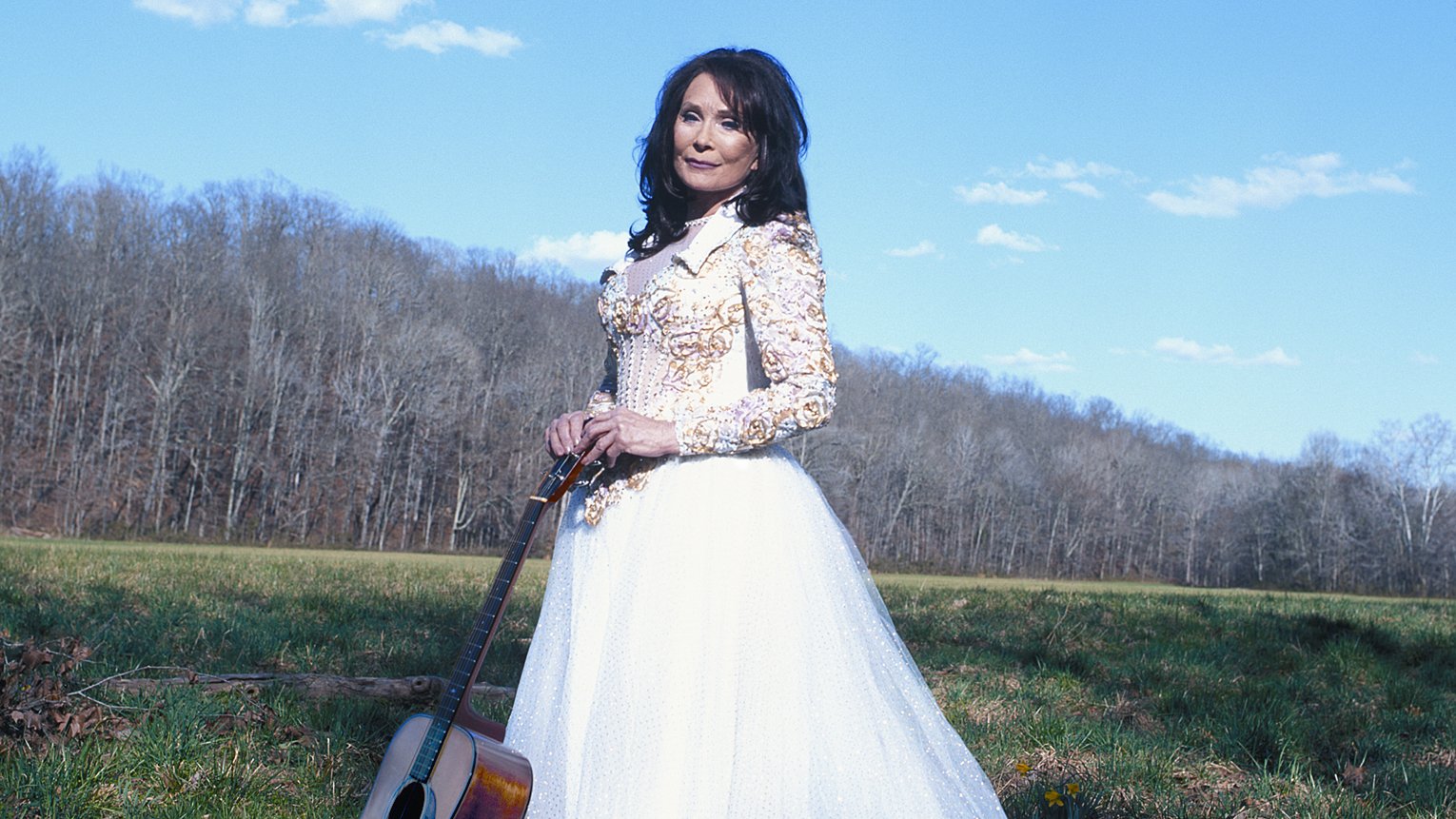 Happy birthday, Loretta Lynn! The country legend turns 85 today! 