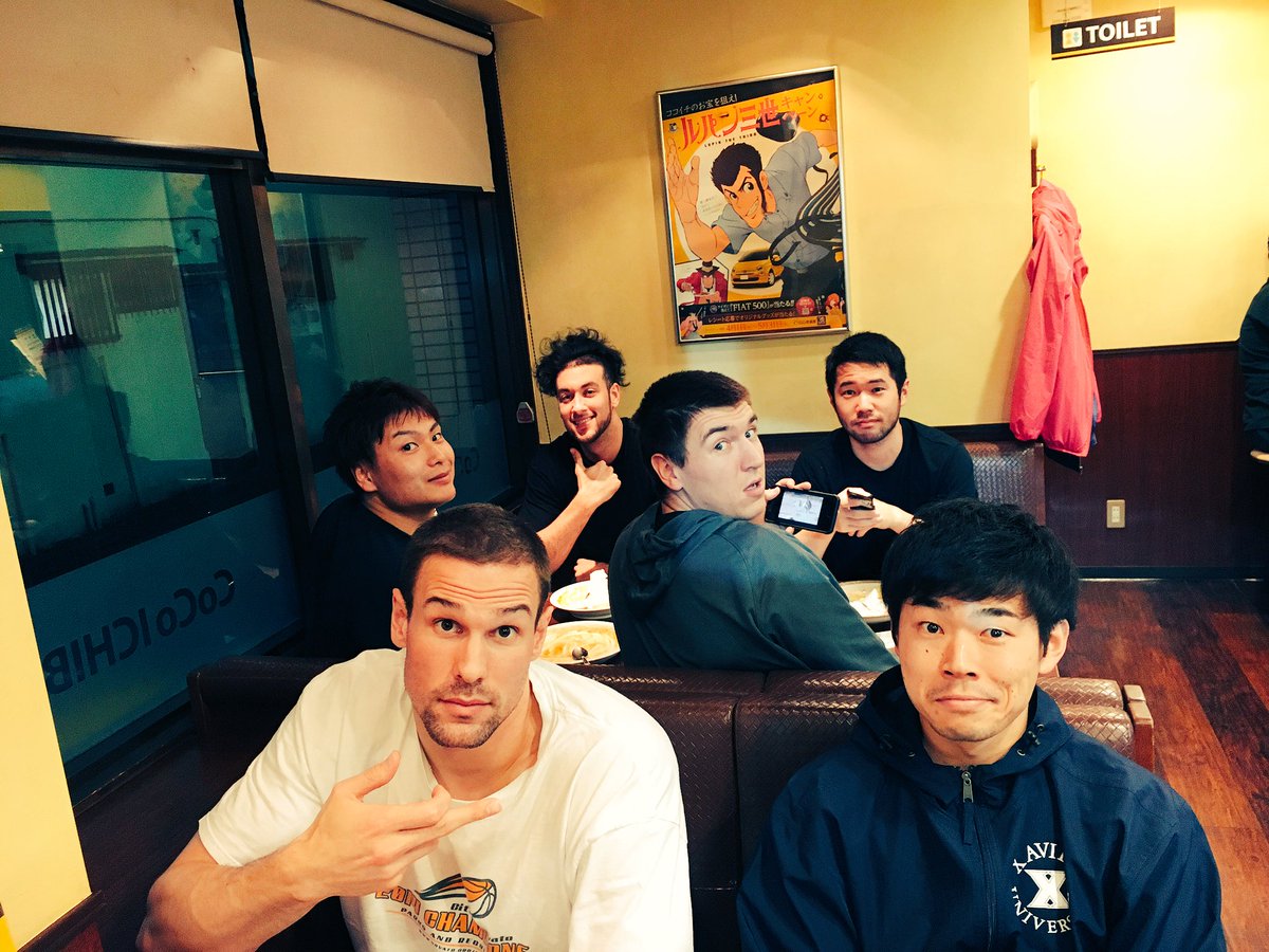 MasakiHayamizu's tweet image. 【東京エクセレンス】
.
#東京エクセレンス
#afterpractice 
#CoCo壱番屋
#ディナー
#luke
#ryan
#justin
#tobi
#nagasawa
#shibusawaAC
#monika