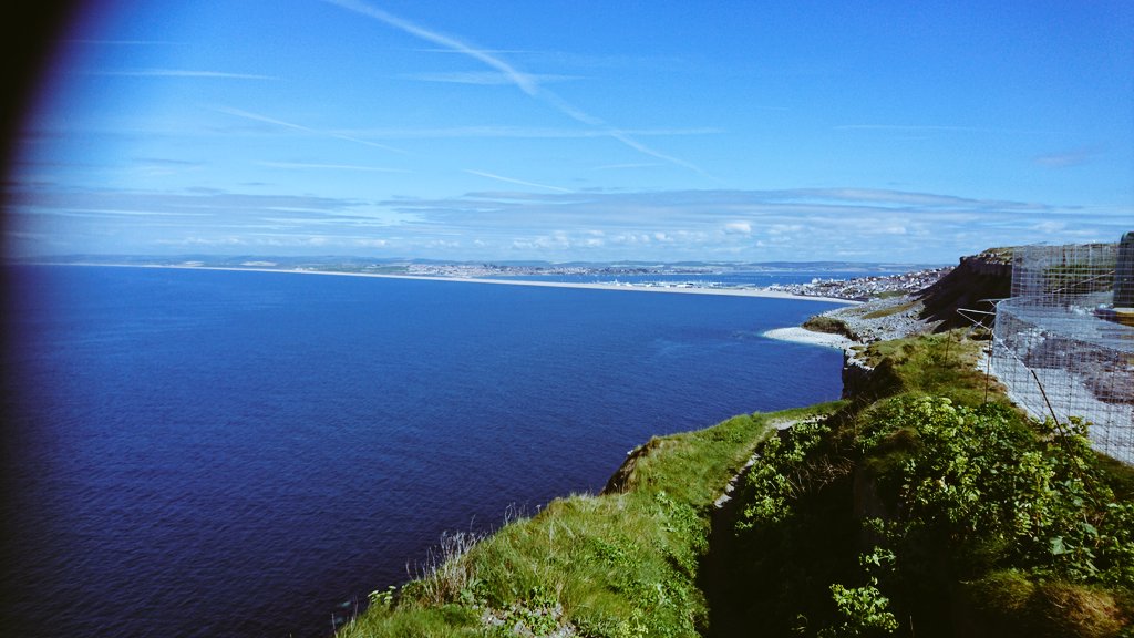 Portlandwalksuk's tweet image. What a #beautifulday! Perfect for a #walk  around the #island #Portland #Dorset @Portland_walks