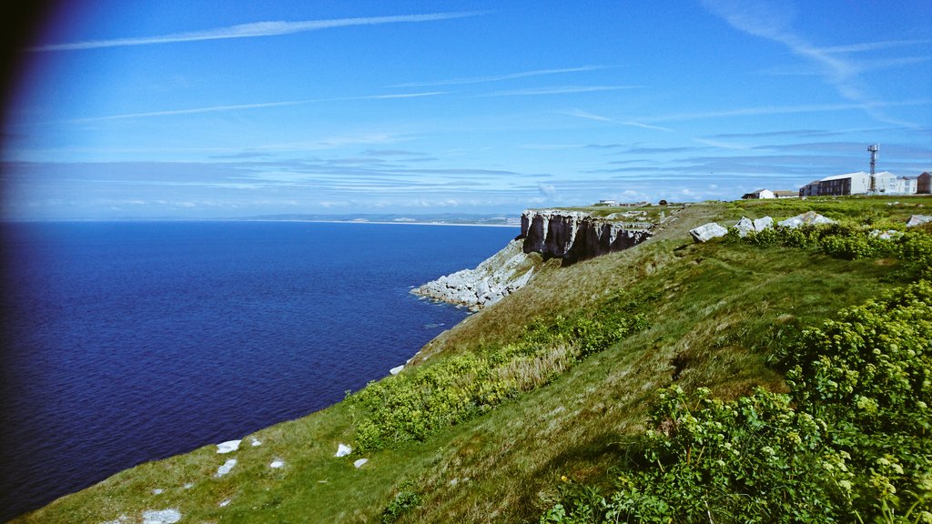 Portlandwalksuk's tweet image. What a #beautifulday! Perfect for a #walk  around the #island #Portland #Dorset @Portland_walks