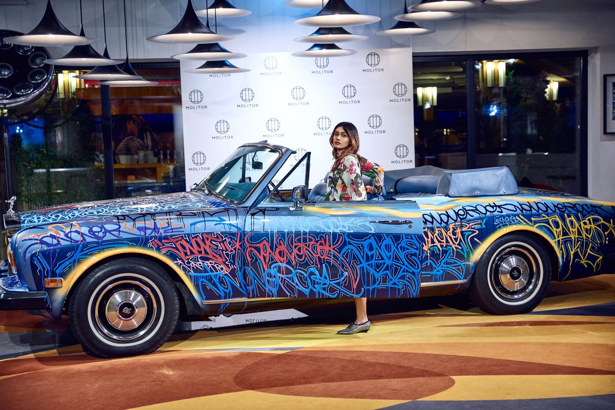 twinkleintrendz's tweet photo. Come, let's go for a drive in Royce! 🚘#TTGoesToParis #TTGoesToPFW https://t.co/33fVrKVt5u