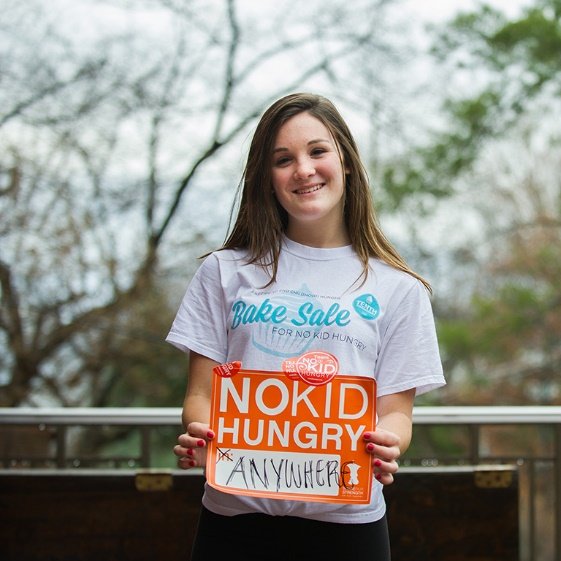 YouthService's tweet photo. Host a @NoKidHungry bake sale in your community on #GYSD 2017 to help end childhood hunger. https://t.co/2kkjKS7VE8 https://t.co/IIM2wtTBfX