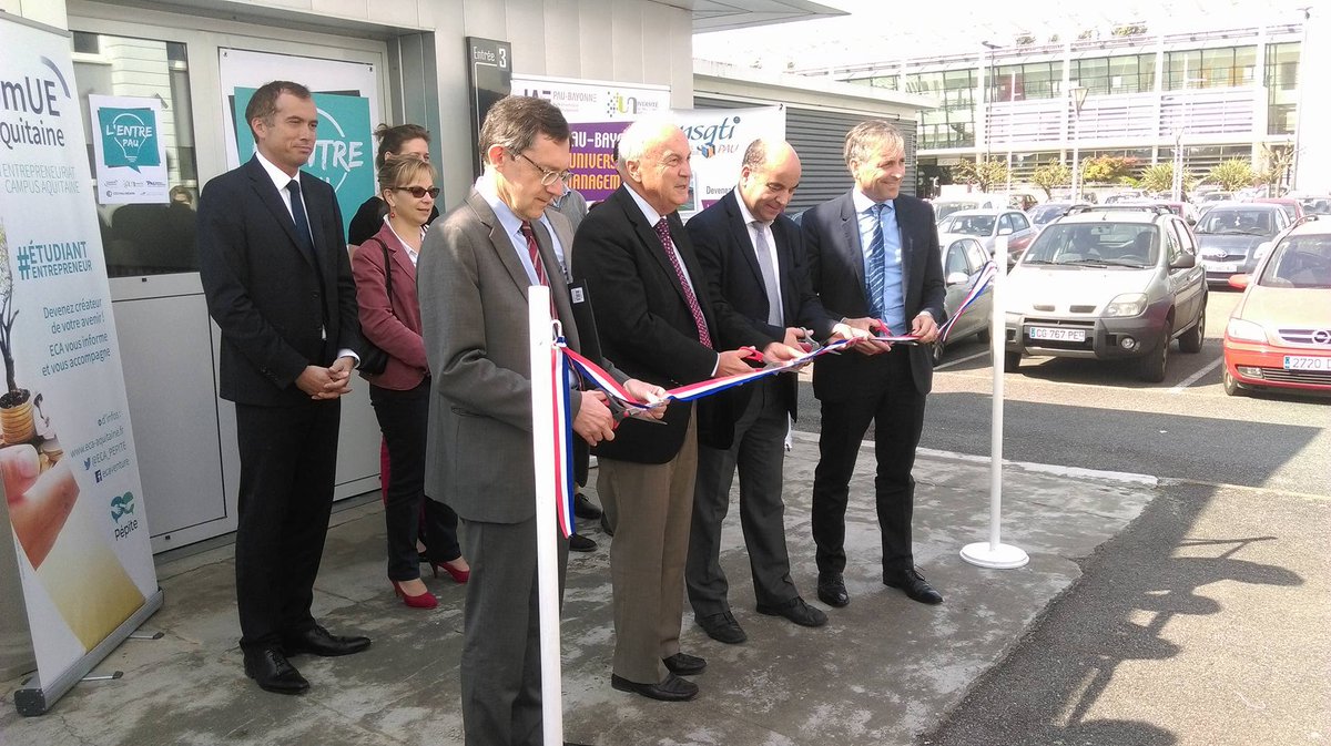 éklore-ed School of Management (@escpaubs) on Twitter photo Inauguration de <a href="/LEntrePau/">L'EntrePau</a>, premier incubateur palois! #incubateur #etudiant #ecole #escpau #ProudAndUnique #création #entreprise <a href="/Ville_Pau/">Pau, Capitale Humaine</a> Inauguration de <a href="/LEntrePau/">L'EntrePau</a>, premier incubateur palois! #incubateur #etudiant #ecole #escpau #ProudAndUnique #création #entreprise <a href="/Ville_Pau/">Pau, Capitale Humaine</a>