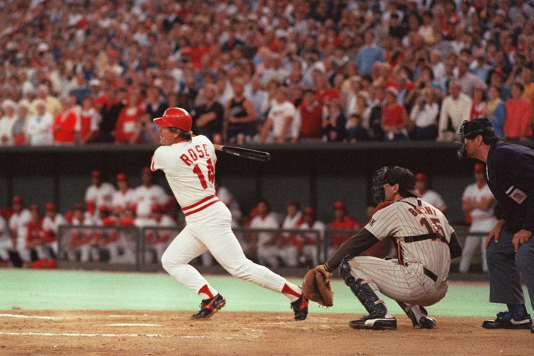 Happy Birthday to Pete Rose who turns 75 today! 
