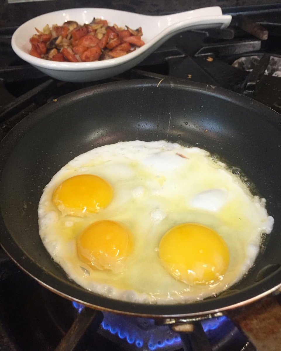 Happy Good #Fryday! 🍳