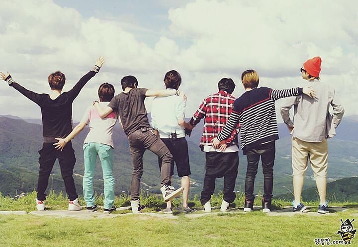 Ana_NowOrNever's tweet photo. You're my happiness, you've always made me feel loved and I can't say enough times who much I love you all #6YearsOnTheBlock #ForeverBBC https://t.co/VBwZVGq1t3