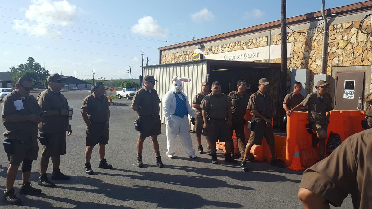 TXHARBWNUpSAFE1's tweet photo. The Easter Bunny joined us at our PCM! Happy Easter from Harlingen! #redriversafety https://t.co/zejSEhVEIR