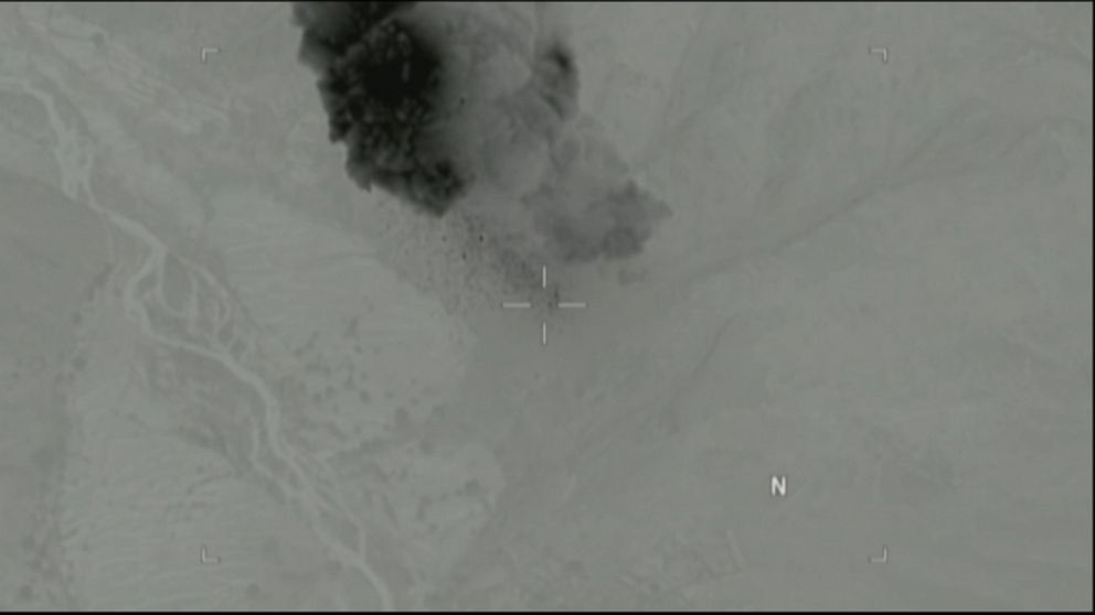 MediaChatNET's tweet image. Video captures moment MOAB hit ISIS cave network - mediachat.net/video-captures…