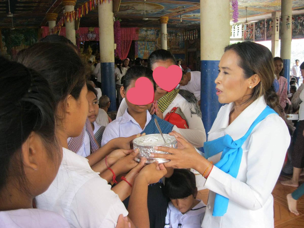 Somaly Mam ๐๐ (@mamsomaly) on Twitter photo Pagoda,praying for our next life to be better๐ขnot suffering anymore๐praying to have a mother who give us love <a href="/IAMannalynnemcc/">AnnaLynne McCord</a> <a href="/mspennypuppy/">Penny Lane</a> Pagoda,praying for our next life to be better๐ขnot suffering anymore๐praying to have a mother who give us love <a href="/IAMannalynnemcc/">AnnaLynne McCord</a> <a href="/mspennypuppy/">Penny Lane</a>