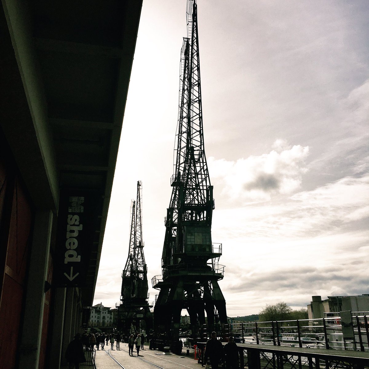 Fay_Powell09's tweet photo. #Bristol #Harbourside #sunshine https://t.co/qHURTmwjPe