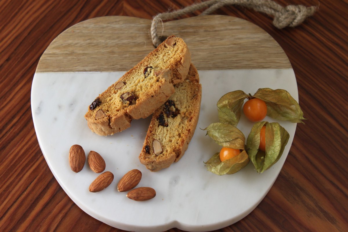 PureBiscotti's tweet image. Almond and goldenberry #biscotti