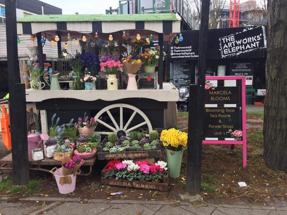 longwavebar's tweet photo. Happy easter weekend from Long Wave, hoping the sun will make an appearance, we will be closed on monday #happyeaster #longwavebar https://t.co/UK85XC8hKx